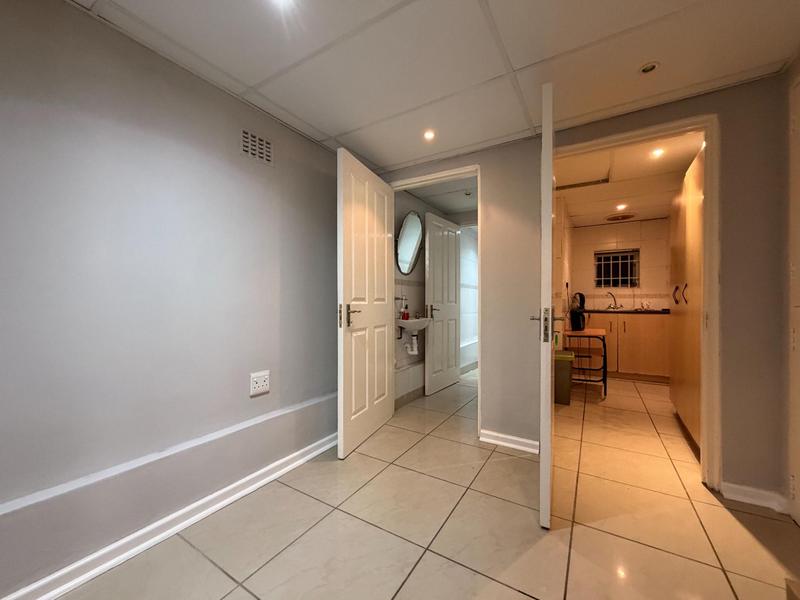 To Let Commercial Property for Rent in Mill Park Eastern Cape
